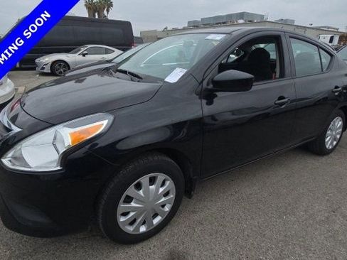 Used 2016 Nissan Versa S image 1
