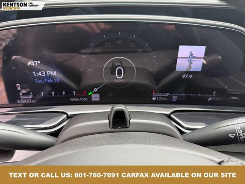 Used 2024 Cadillac Escalade ESV Sport image 17