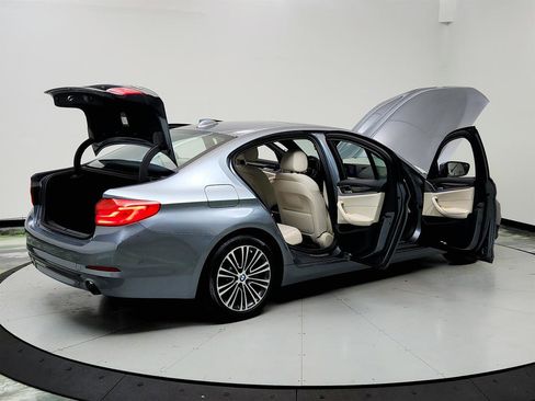 Used 2019 BMW 530i 530i w/ Convenience Package image 11