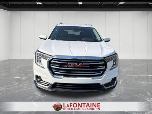 Used 2023 GMC Terrain SLT AWD/4WD image 3
