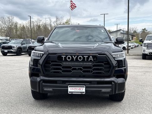 Used 2024 Toyota Sequoia TRD Pro AWD/4WD image 18