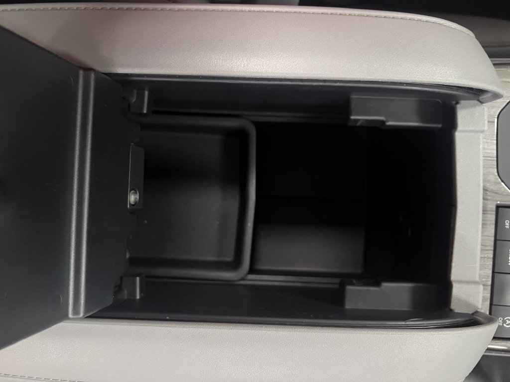 Used 2022 Toyota Highlander Limited FWD image 28