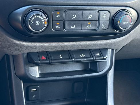 Used 2018 GMC Canyon W/T w/ Convenience Package image 21