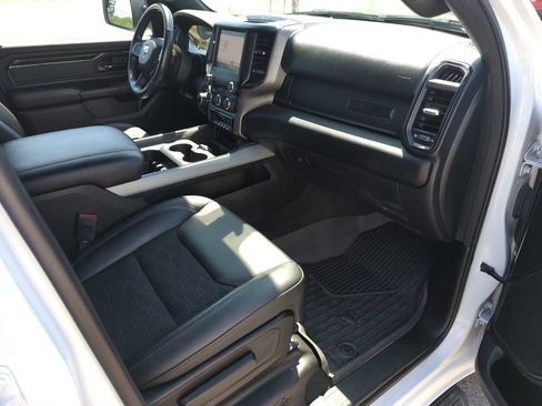 Used 2023 RAM 1500 Big Horn AWD/4WD image 34