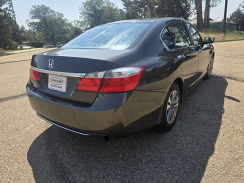 Used 2013 Honda Accord LX image 5