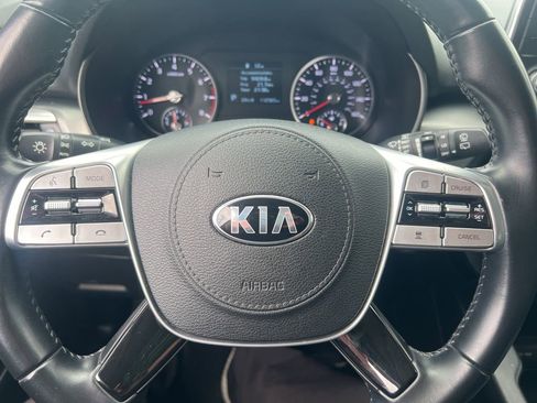 Used 2021 Kia Telluride LX image 58