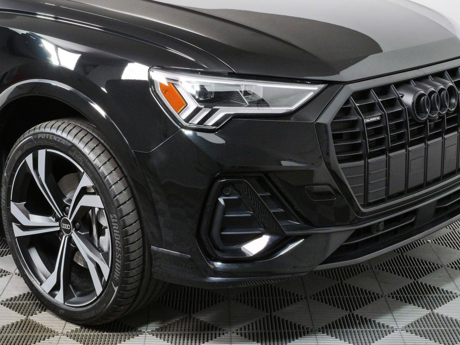Used 2024 Audi Q3 2.0T Premium Plus AWD/4WD image 36
