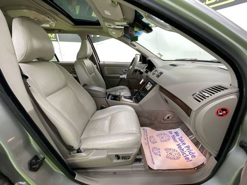 Used 2005 Volvo XC90 T6 image 31