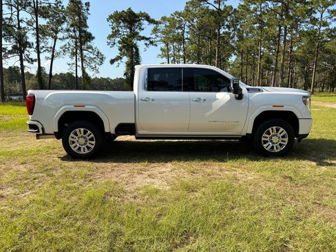 Used 2023 GMC Sierra 2500 Denali w/ Denali Ultimate Package AWD/4WD image 9