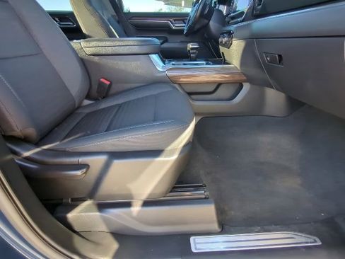 Used 2022 Chevrolet Silverado 1500 LT Trail Boss image 21