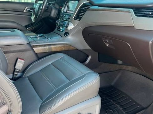 Used 2018 GMC Yukon Denali w/ Open Road Package AWD/4WD image 13