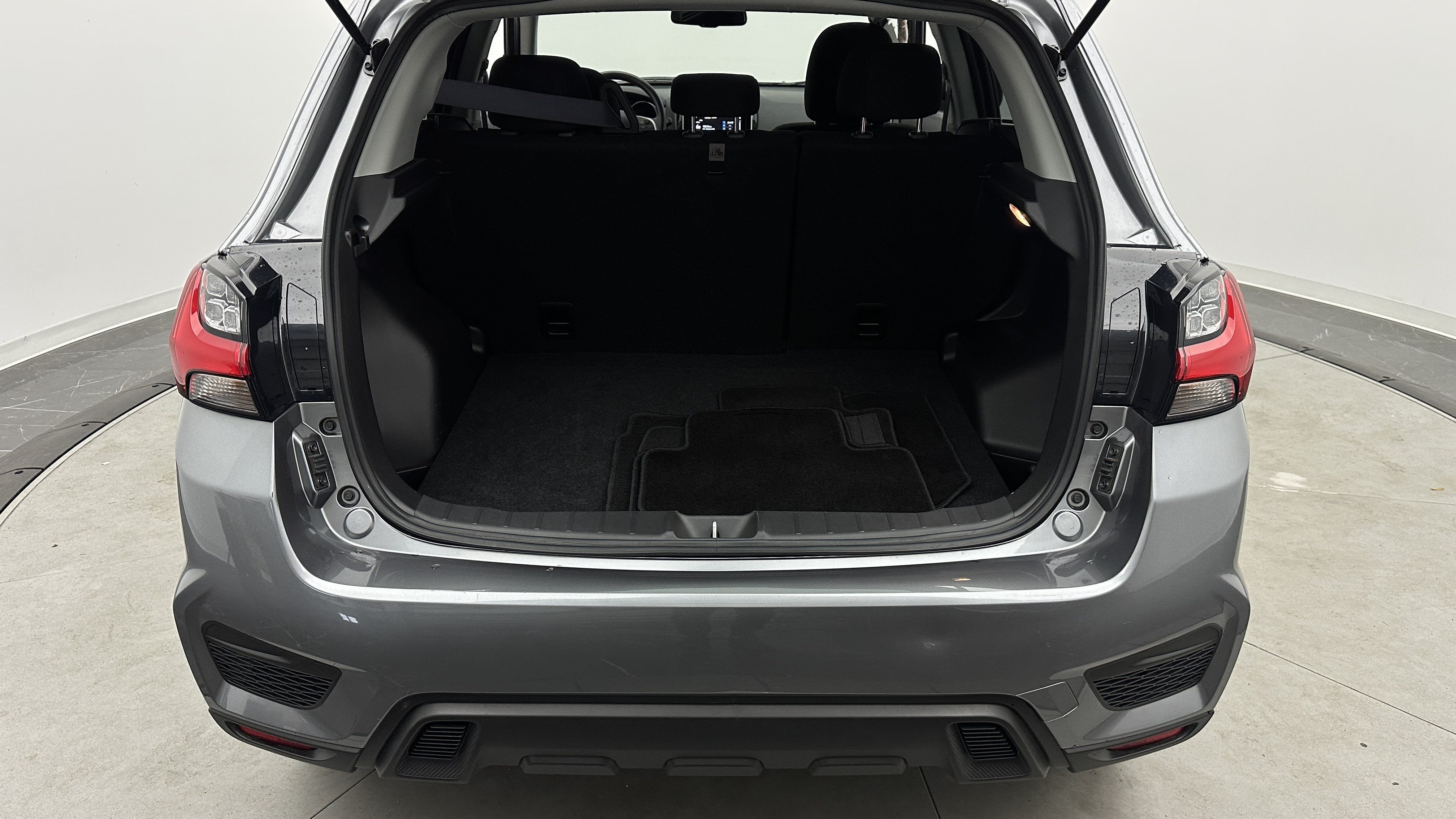 Used 2026 Mitsubishi Outlander Sport AWD image 27