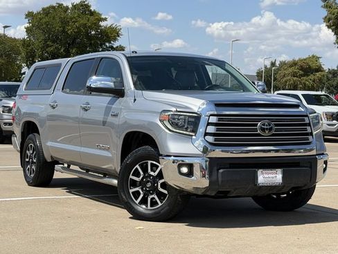 Used 2018 Toyota Tundra Limited w/ Limited Premium Package AWD/4WD image 2