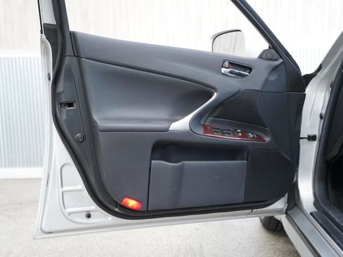 Used 2007 Lexus IS 250 image 28