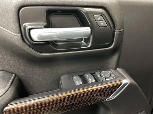 Certified 2021 GMC Sierra 1500 Elevation w/ Preferred Package image 26