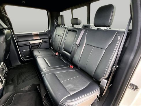 Used 2022 Ford F350 Lariat w/ Lariat Ultimate Package AWD/4WD image 21