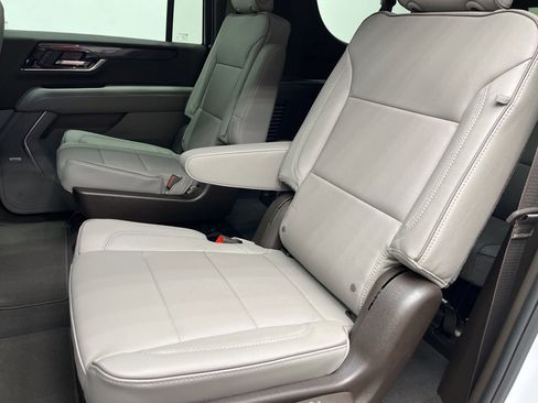 New 2026 GMC Yukon XL Elevation image 6