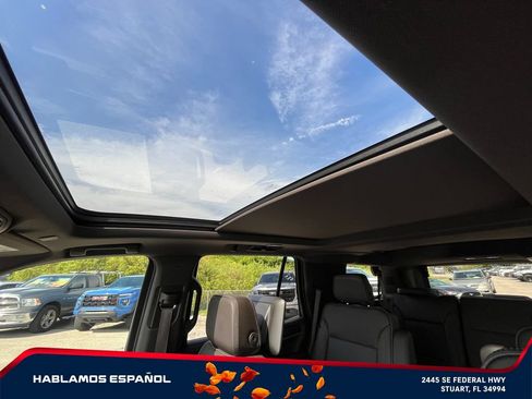 Certified 2024 GMC Yukon Denali w/ Advanced Technology Package AWD/4WD image 36