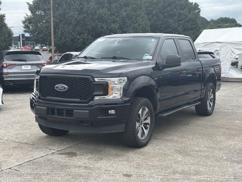Used 2019 Ford F150 XL w/ Equipment Group 101A Mid AWD/4WD image 3