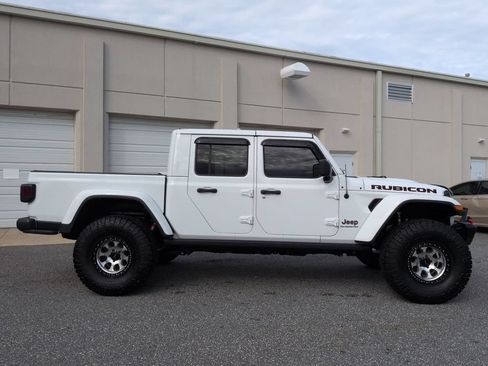Used 2022 Jeep Gladiator Rubicon AWD/4WD image 3
