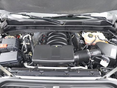 Used 2020 GMC Sierra 1500 SLE w/ SLE Value Package image 9