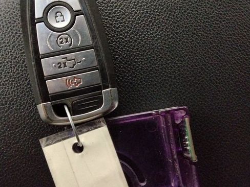 Used 2022 Ford F150 XLT w/ Equipment Group 302A High image 39