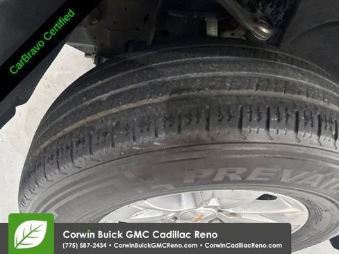 Certified 2025 Chevrolet Silverado 1500 LT AWD/4WD image 38
