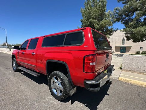 Used 2015 GMC Sierra 2500 SLT AWD/4WD image 2