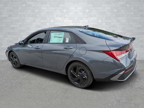 New 2026 Hyundai Elantra Sport image 7