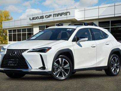 Certified 2025 Lexus UX 300h FWD w/ Accessory Package (Z2)