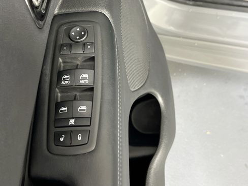 Used 2022 Dodge Durango GT image 17