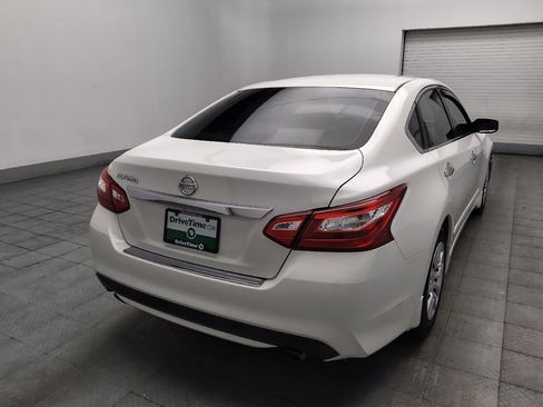 Used 2016 Nissan Altima 2.5 S w/ Power Driver Seat Package FWD image 9