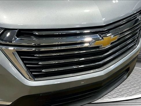 Used 2023 Chevrolet Traverse LT FWD image 31