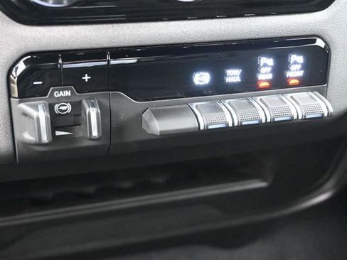 Used 2025 RAM 3500 Big Horn AWD/4WD image 26