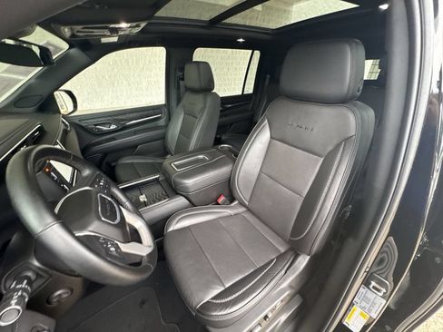 Certified 2024 GMC Yukon XL Denali AWD/4WD image 20