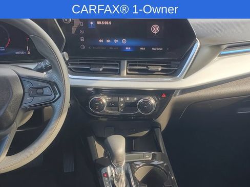 Used 2025 Chevrolet Trax LT FWD image 24