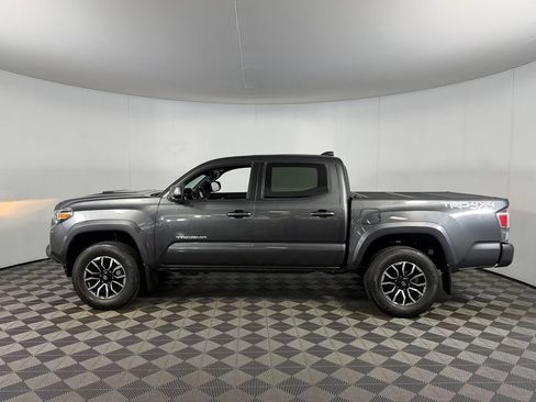 Used 2023 Toyota Tacoma TRD Sport w/ Advanced Technology Package AWD/4WD image 11