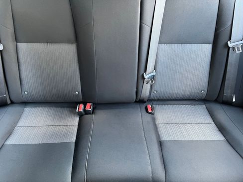 Used 2025 Nissan Sentra SV image 36