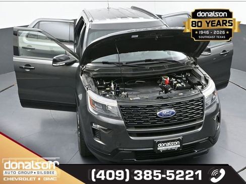 Used 2018 Ford Explorer Sport AWD/4WD image 25