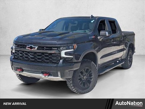 Used 2022 Chevrolet Silverado 1500 ZR2 w/ Technology Package image 1