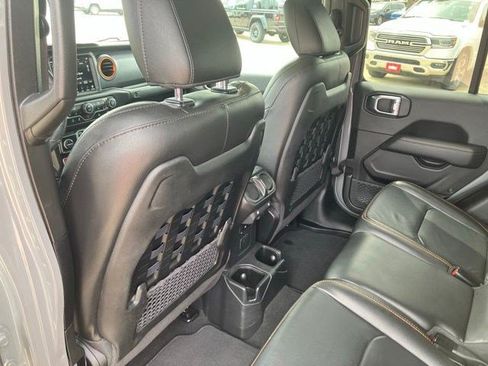 Used 2022 Jeep Gladiator Mojave w/ LED Lighting Group AWD/4WD image 26