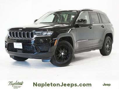 Certified 2022 Jeep Grand Cherokee Laredo w/ Luxury Tech Group I