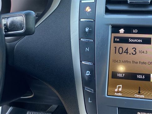 Used 2019 Lincoln MKZ Reserve w/ Luxury Package image 26