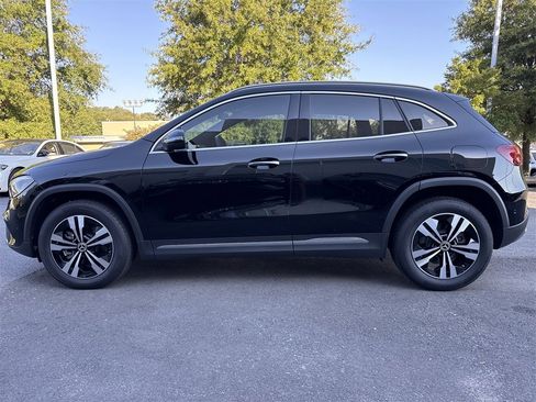Certified 2025 Mercedes-Benz GLA 250 image 6