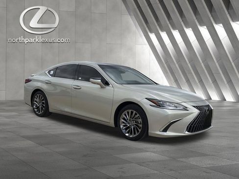 Certified 2024 Lexus ES 350 Ultra Luxury w/ Accessory Package (Z2) FWD image 5