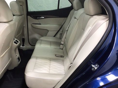 Used 2023 Buick Envision Avenir image 18