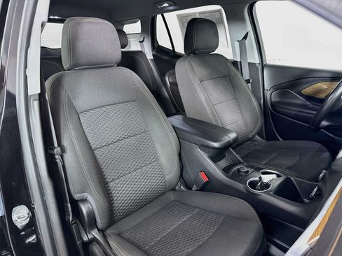 Used 2021 GMC Terrain SLE FWD image 25