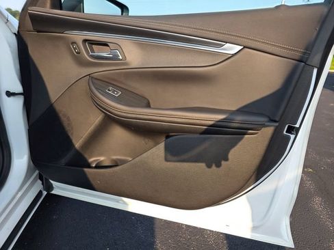 Used 2020 Chevrolet Impala LT w/ LT Convenience Package FWD image 23
