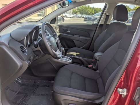 Used 2013 Chevrolet Cruze LT FWD image 17