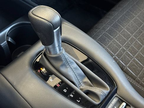 Certified 2024 Honda HR-V LX image 21